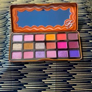 Too faced pumpkin spice